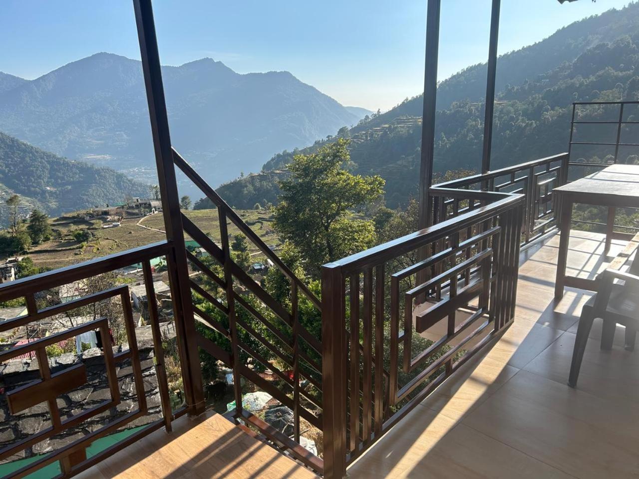 Hotel Mountain View Sari Экстерьер фото