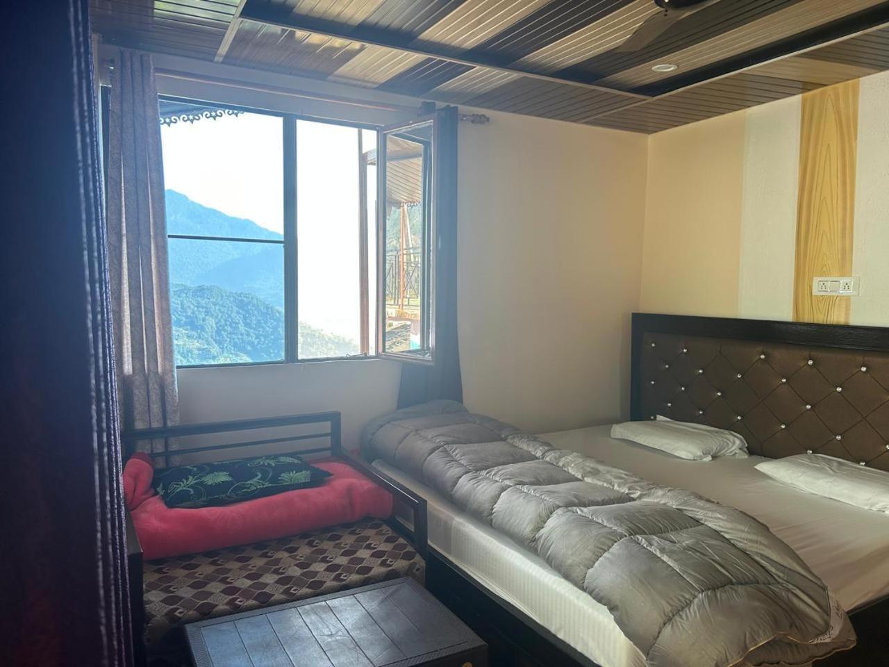 Hotel Mountain View Sari Экстерьер фото